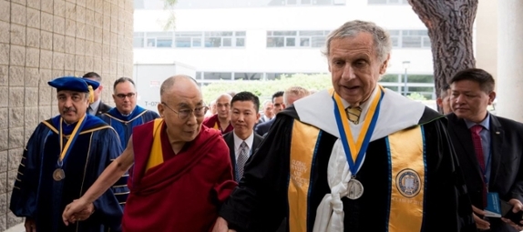 His Holiness the Dalai Lama at the 2017 UCSD All Campus Commencement